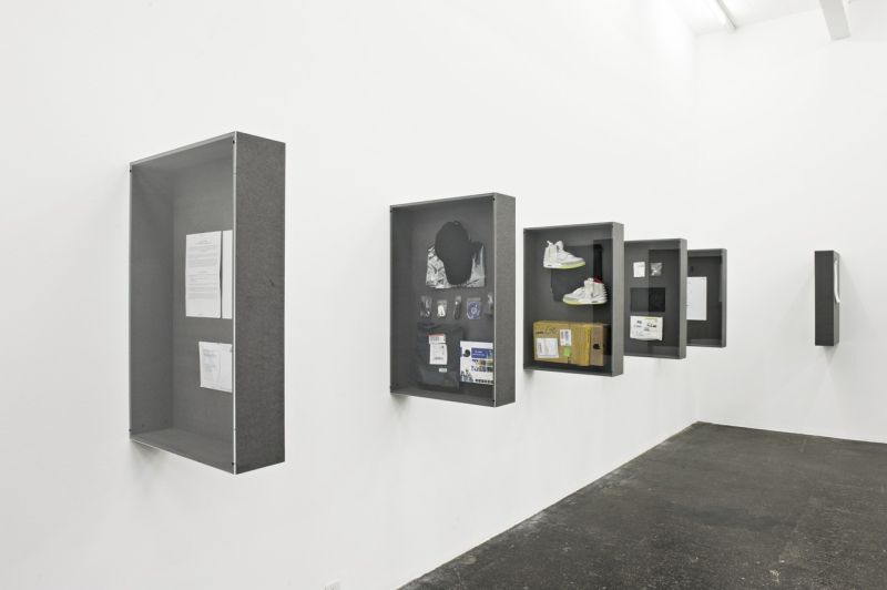 Файл:012 !Mediengruppe Bitnik, „Delivery for Mr. Assange“ (2013).jpg